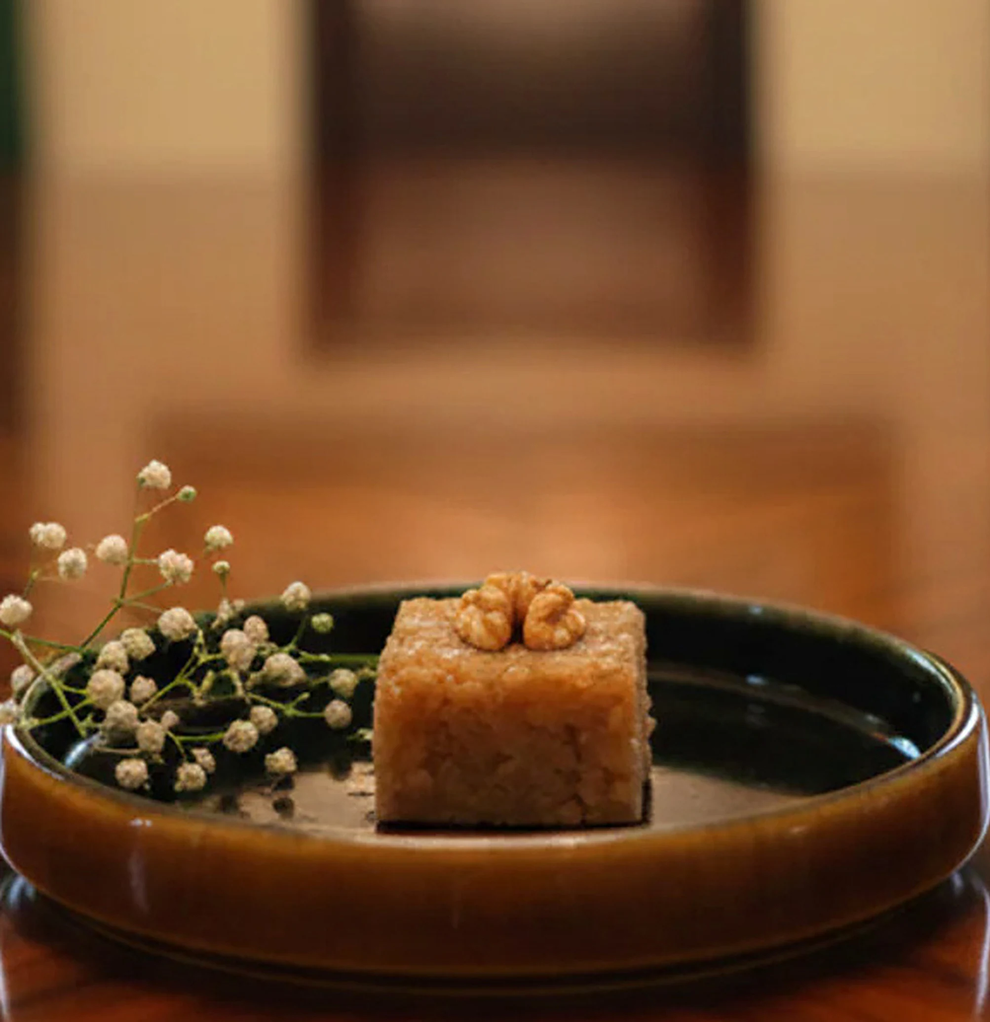 Honey Walnut Opera — Atelier Signatures